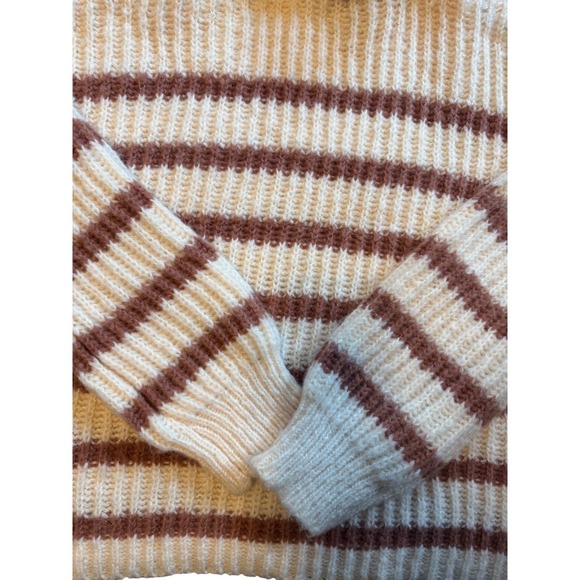 Sadie & Sage Striped Camel Ivory Sweater Size Medium - Picture 7 of 9